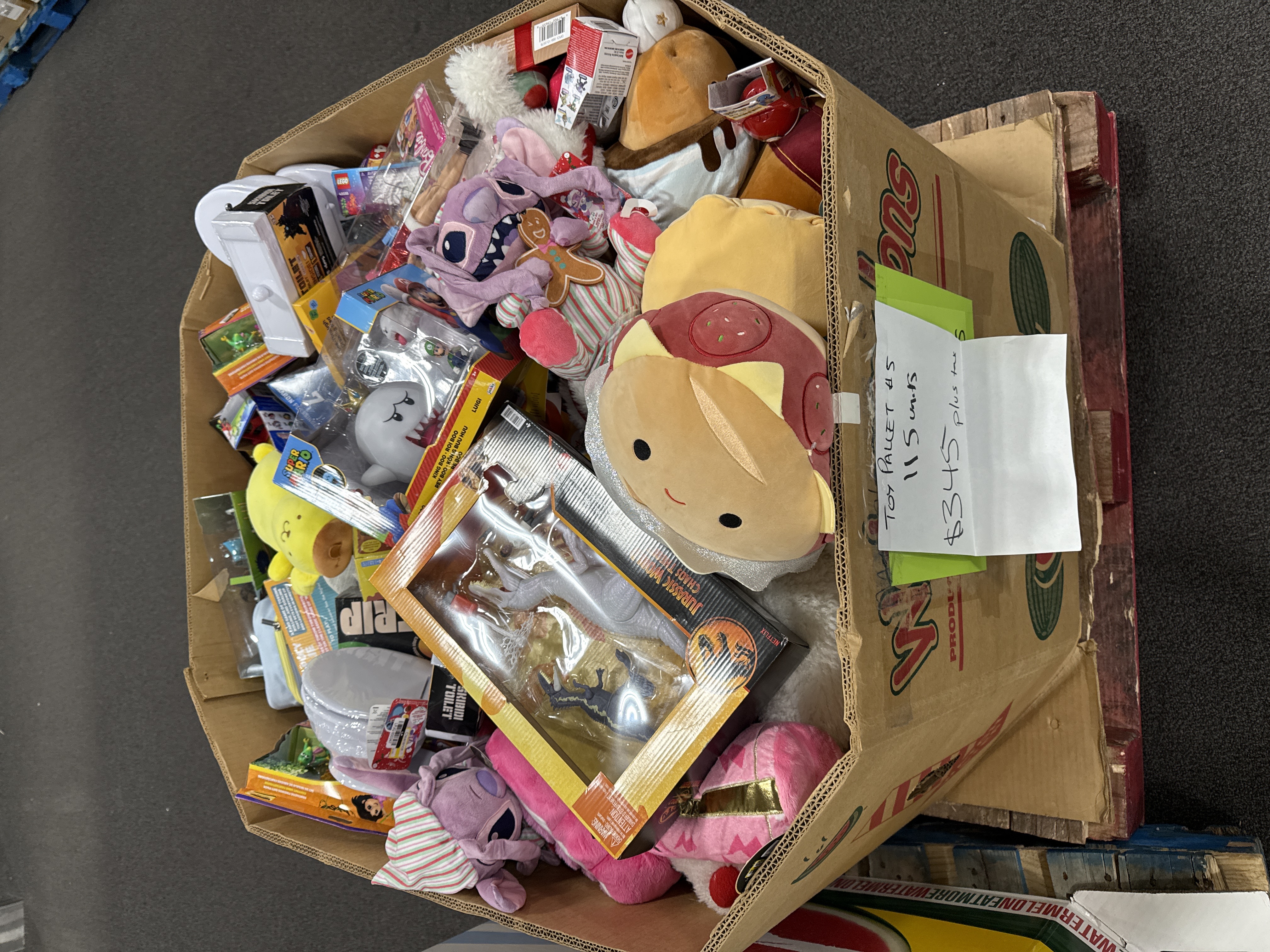 Toy pallet #5 - 115+ units
